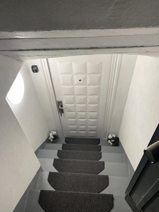 Trendy Souterrain Loft - Near City Center Вена Экстерьер фото